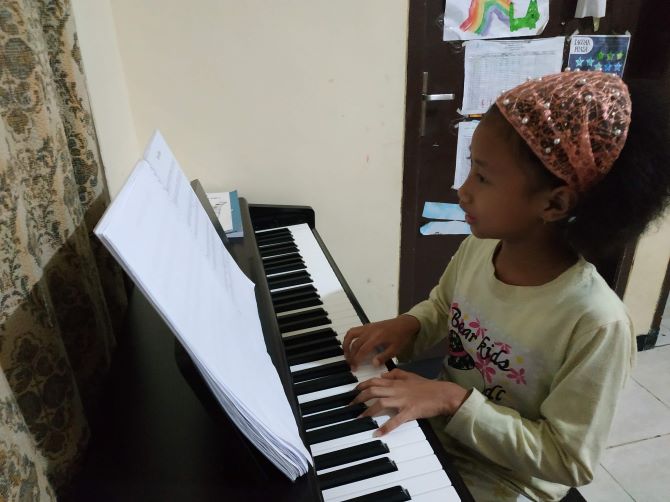 Cek 5 Alasan Orang Tua Sebelum Mengikutsertakan Anak Belajar Piano